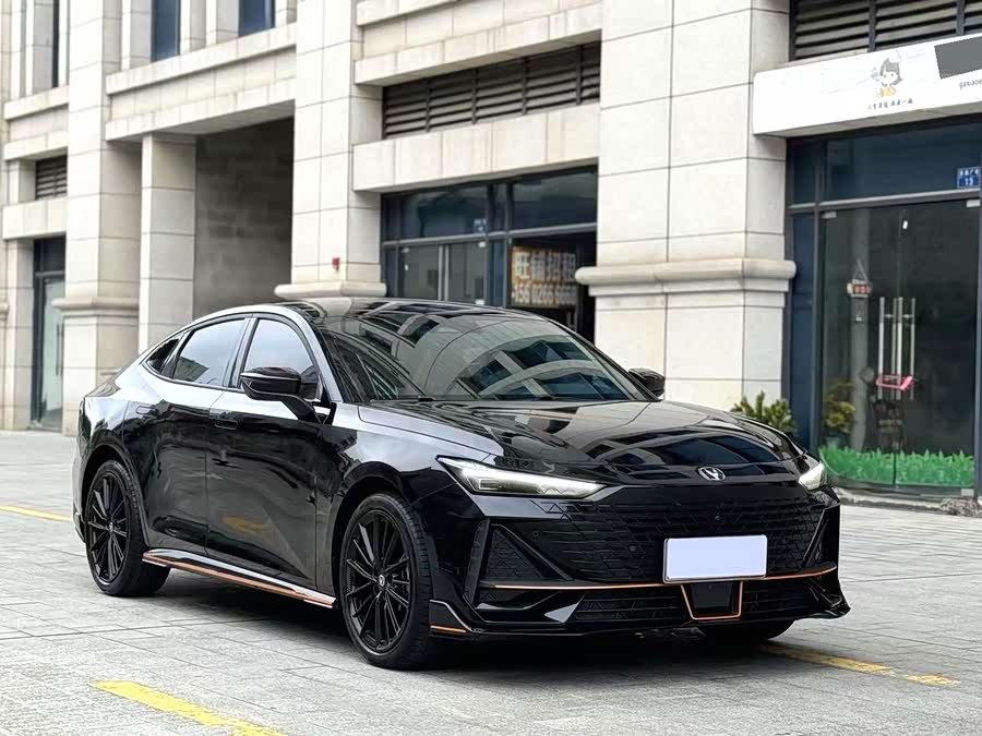 Changan UNI-V 2023 1.5T Premium - zdjęcie 3