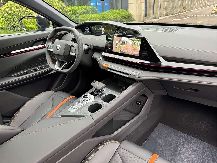 Changan UNI-V 2023 1.5T Premium - zdjęcie 8