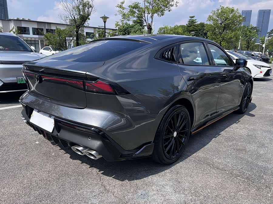 Changan UNI-V 2023 1.5T Sport - zdjęcie 15