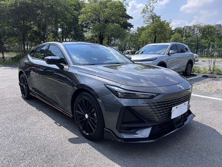 Changan UNI-V 2023 1.5T Sport - zdjęcie 3