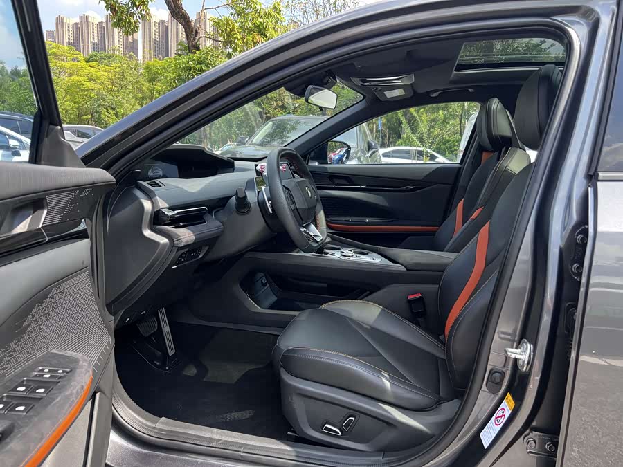 Changan UNI-V 2023 1.5T Sport - zdjęcie 5