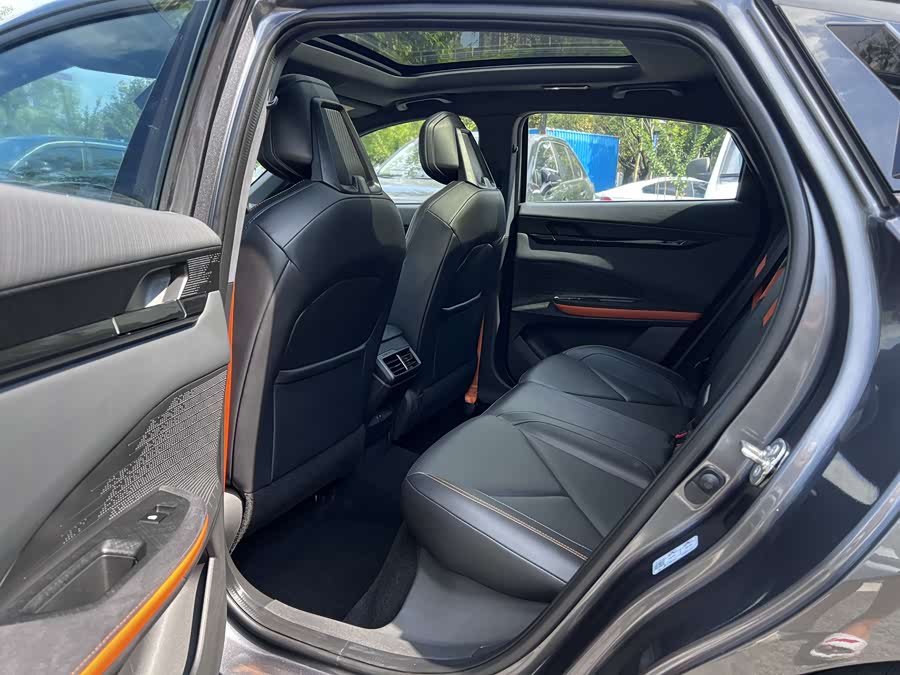 Changan UNI-V 2023 1.5T Sport - zdjęcie 9