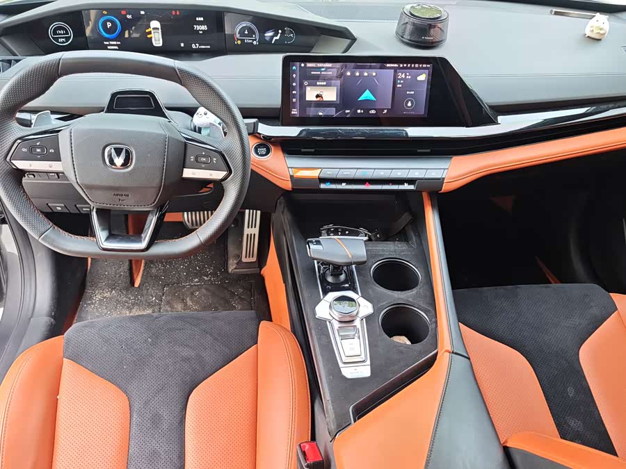 Changan UNI-V 2023 2.0T Leading Speed Edition - zdjęcie 4
