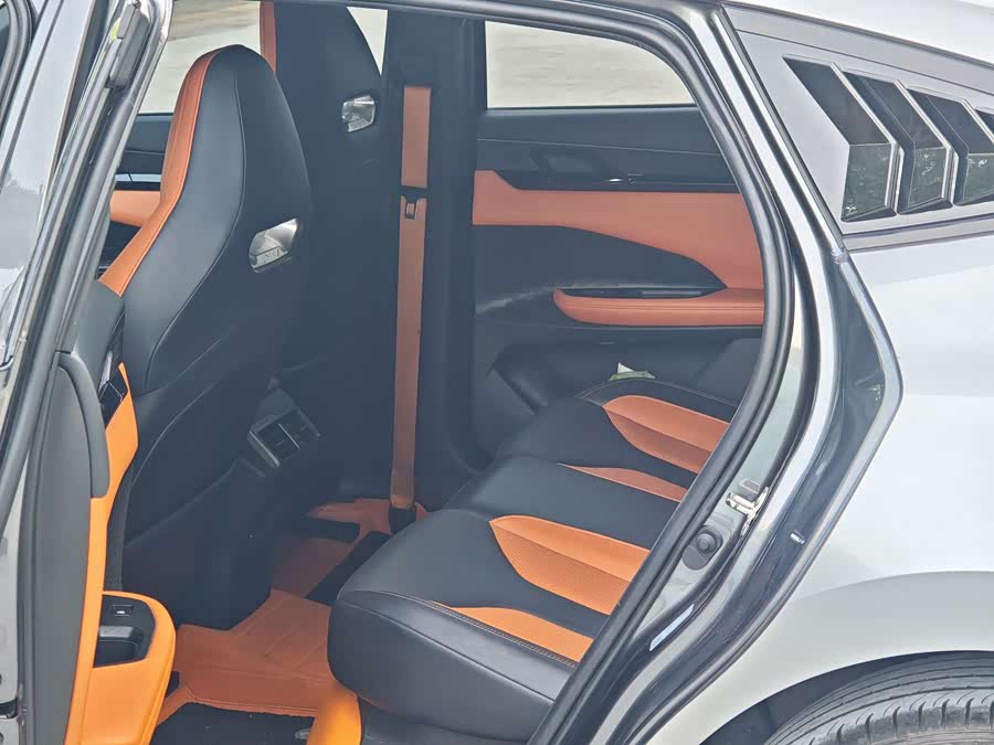 Changan UNI-V 2023 2.0T Leading Speed Edition - zdjęcie 5