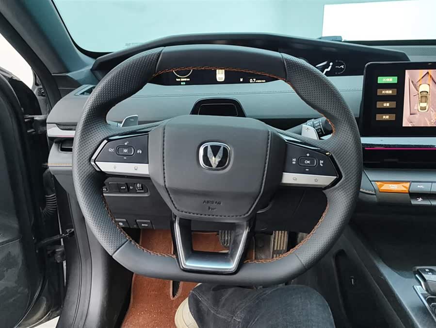 Changan UNI-V 2024 1.5T Premium - zdjęcie 14