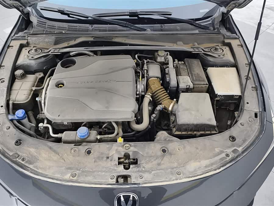 Changan UNI-V 2024 1.5T Premium - zdjęcie 10
