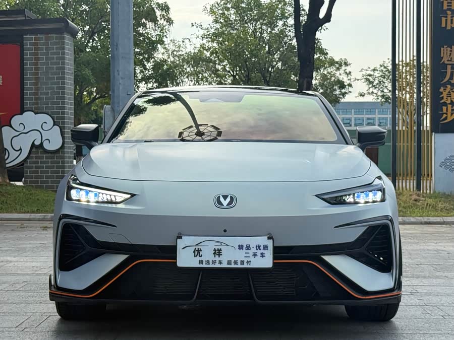 Changan UNI-V 2025 Third Generation 2.0T Powerful Version - zdjęcie 2