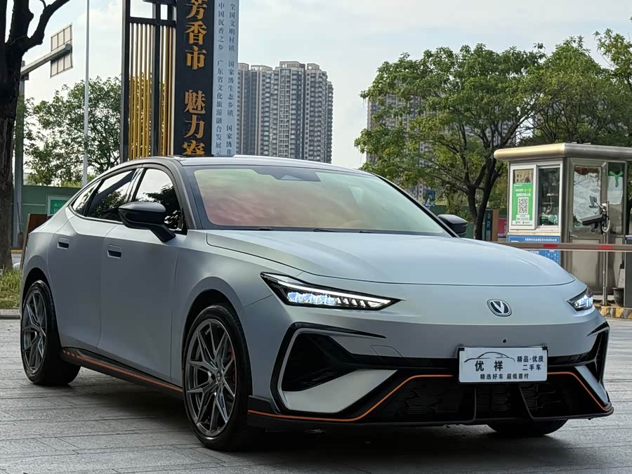 Changan UNI-V 2025 Third Generation 2.0T Powerful Version - zdjęcie 3