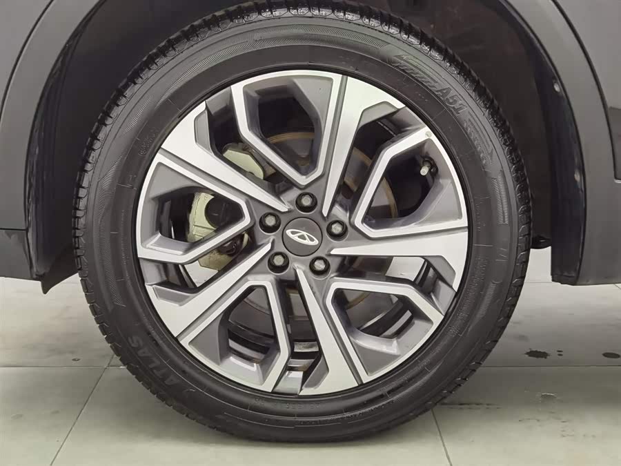 Chery Tiggo 7 PLUS 2023 1.6TGDI DCT Premium - zdjęcie 17