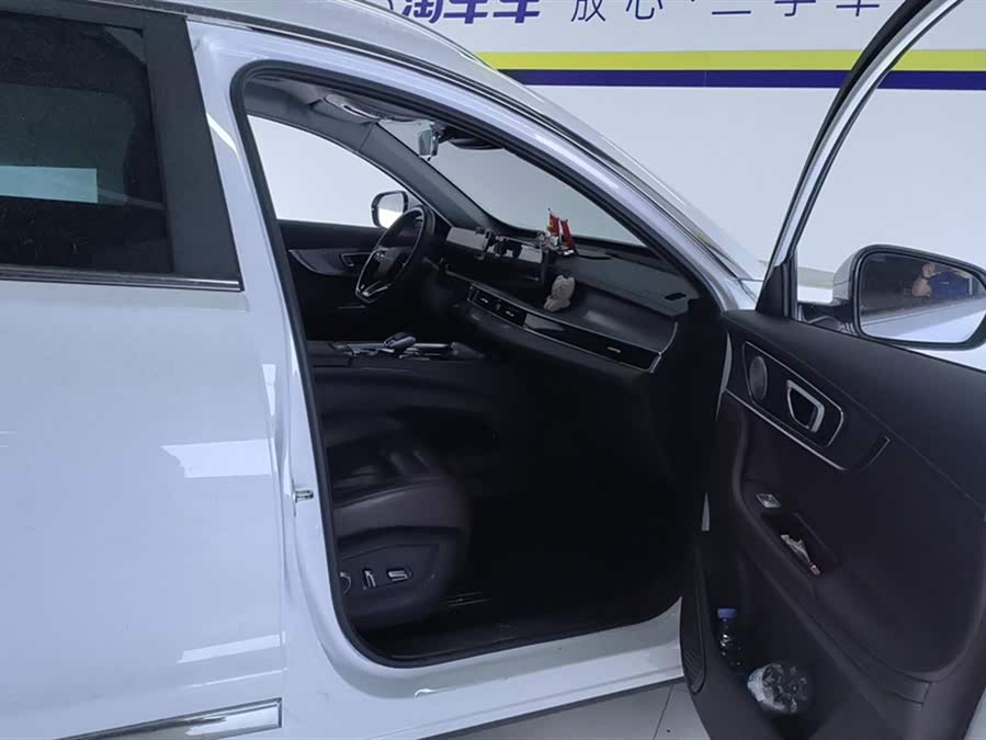 Chery Tiggo 8 PRO 2024 Champion 290T 2WD Peak 7-Seater - zdjęcie 8