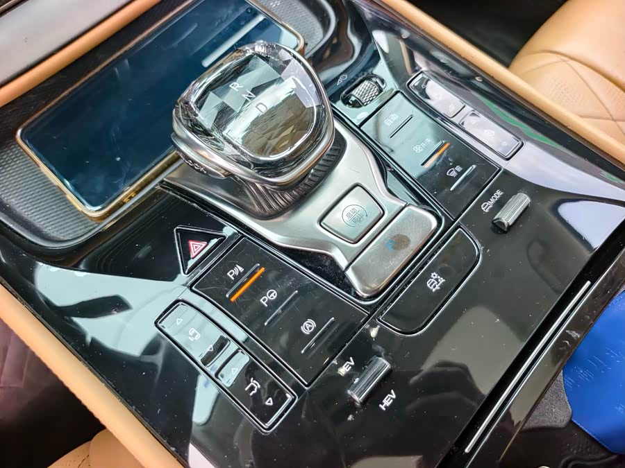 Denza D9 2024 DM-i 980 Four-Wheel Drive Flagship - zdjęcie 5