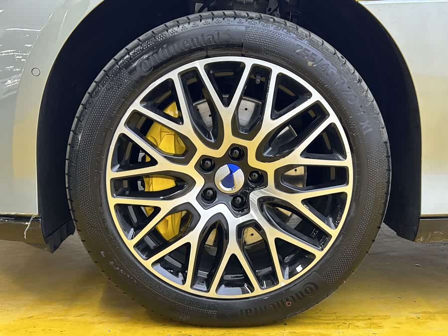 Denza Z9GT 2026 Flash Charge Honor - zdjęcie 10