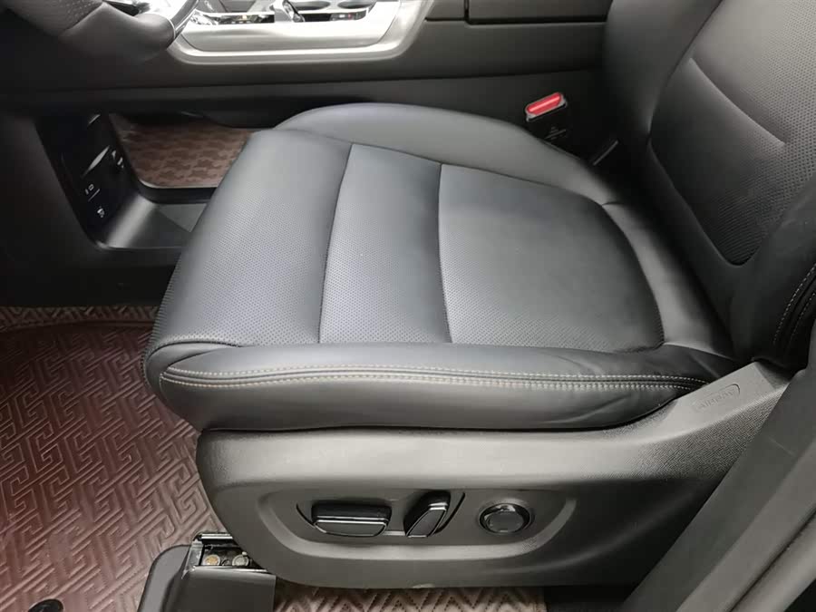 GAC E8 PHEV 2024 150km MAX - zdjęcie 20