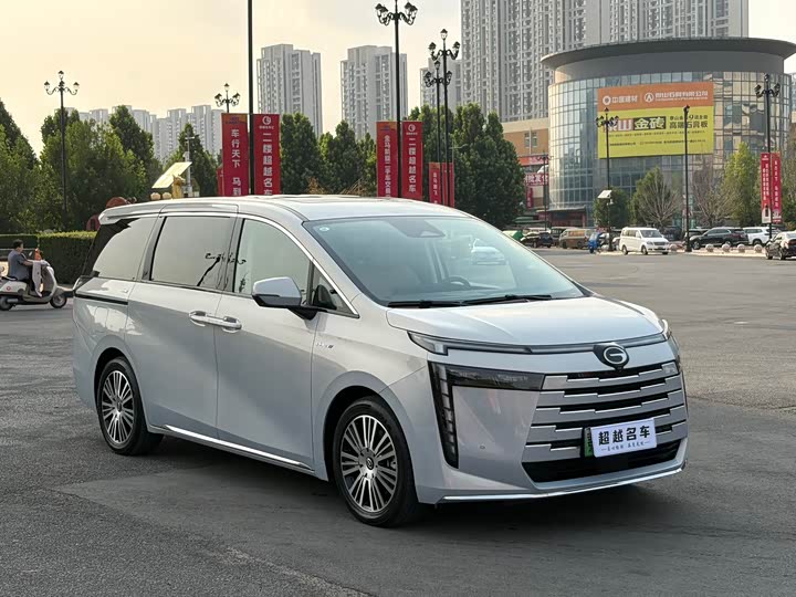 GAC E8 PHEV 2024 150km MAX+ - zdjęcie 20