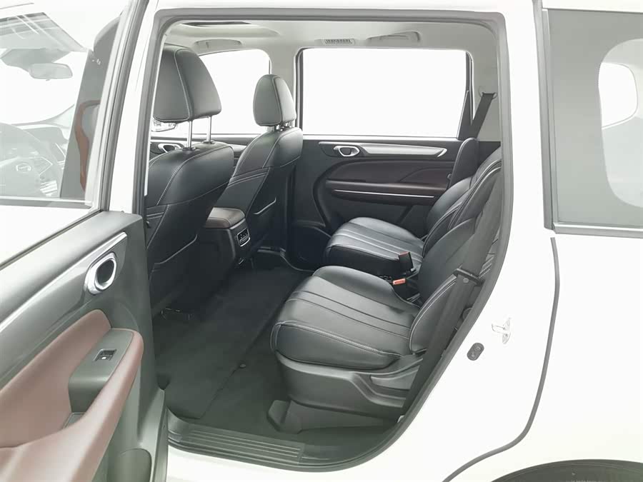 GAC M6 2023 PRO 270T DCT Luxury Edition - zdjęcie 15
