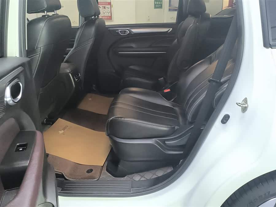 GAC M6 2023 PRO 270T DCT Luxury - zdjęcie 11
