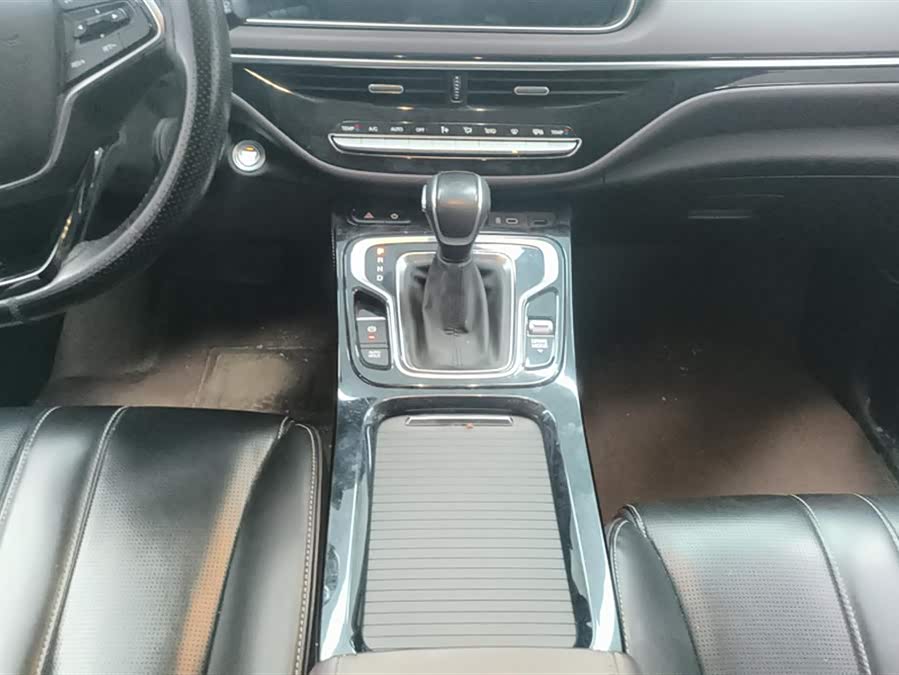 GAC M6 2023 PRO 270T DCT Luxury - zdjęcie 16