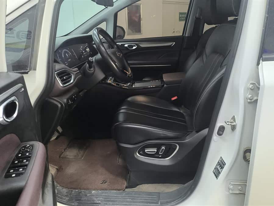 GAC M6 2023 PRO 270T DCT Luxury - zdjęcie 9