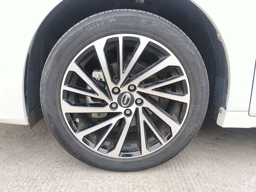 GAC M6 2024 MAX 270T 2WD Luxury - zdjęcie 8