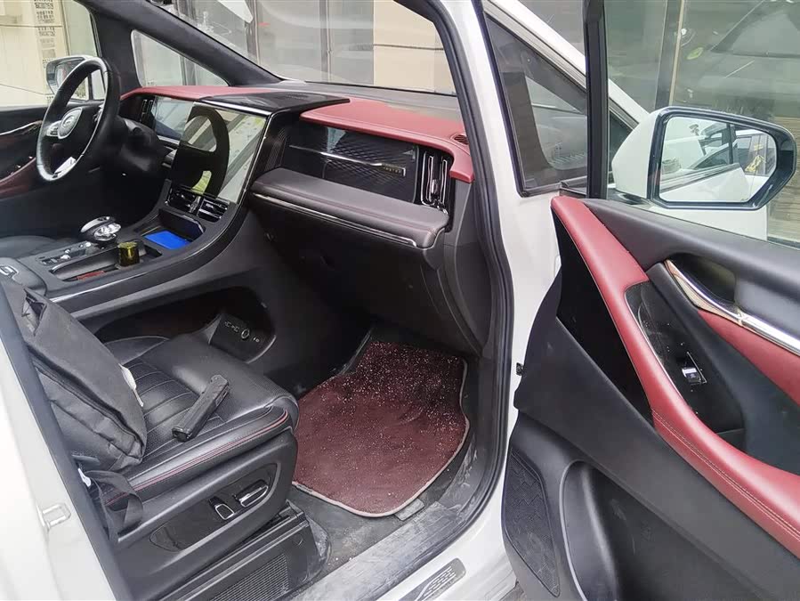 GAC M8 2023 Master Series 400T Supreme Edition - zdjęcie 8