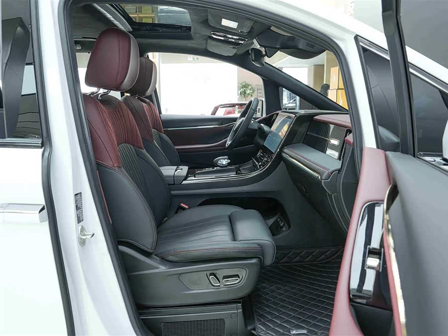 GAC M8 2025 Master Series Super Hybrid - zdjęcie 12