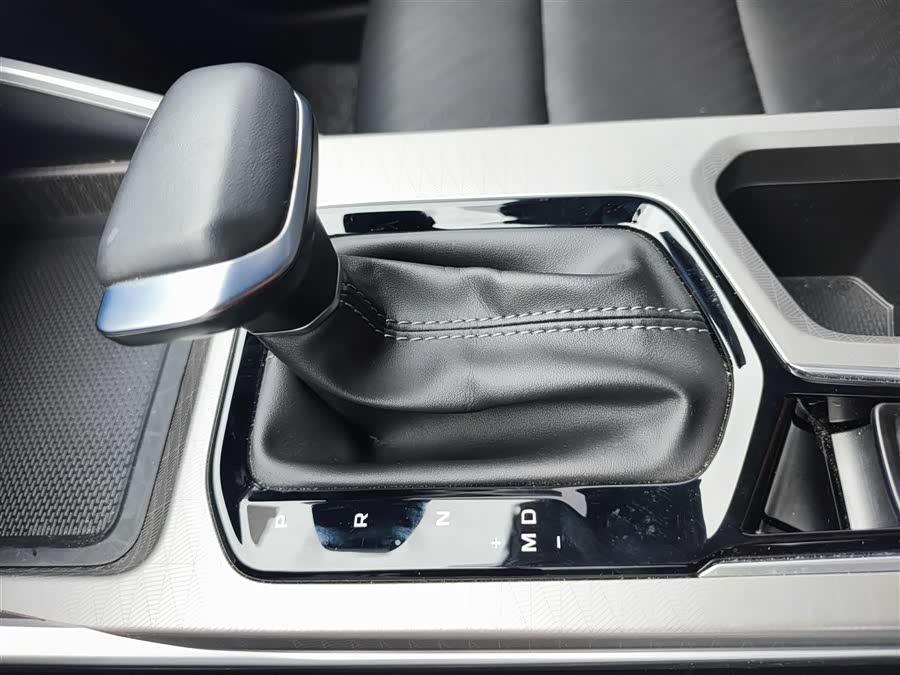 Geely 2023 4th Generation Champion Edition 1.5L CVT Premium - zdjęcie 15