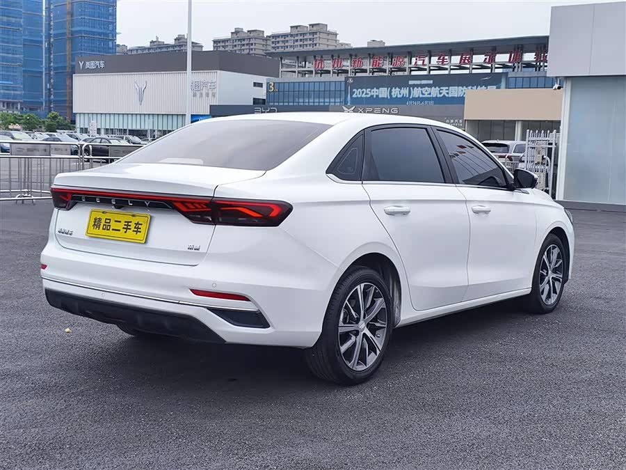 Geely 2023 4th Generation Champion Edition 1.5L CVT Premium - zdjęcie 6
