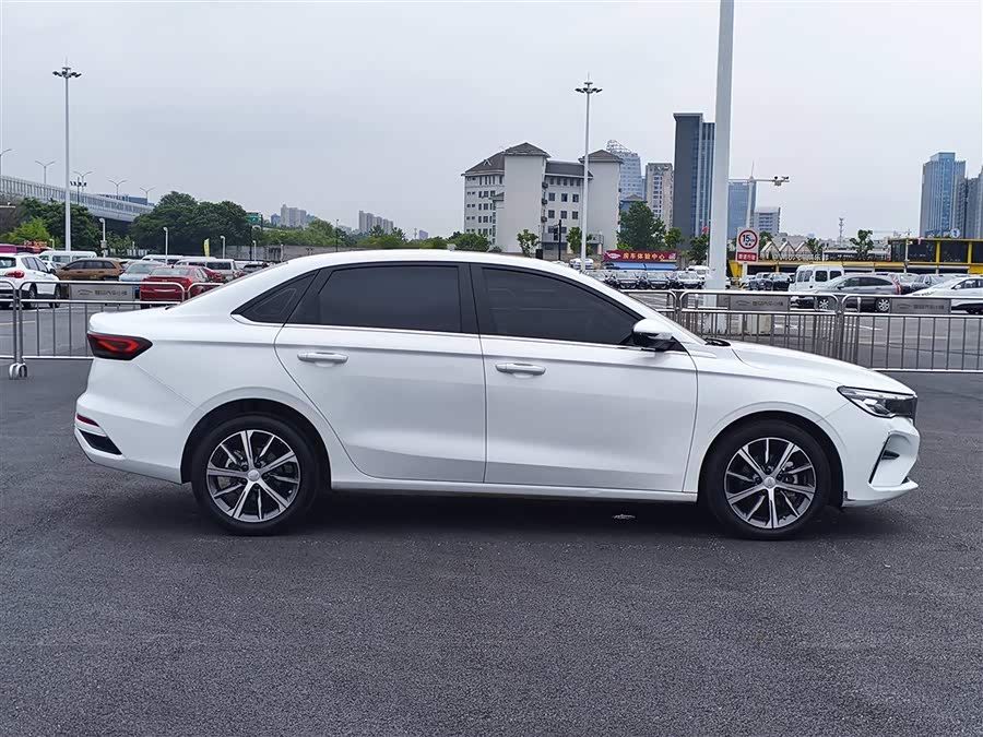 Geely 2023 4th Generation Champion Edition 1.5L CVT Premium - zdjęcie 8