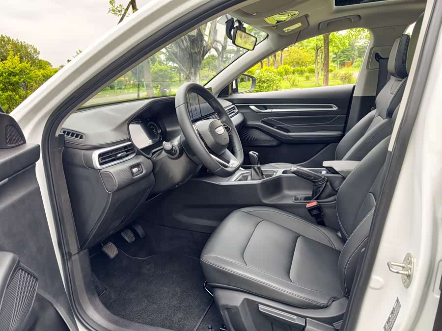 Geely 2025 4th Gen 1.5L Manual Longteng - zdjęcie 11