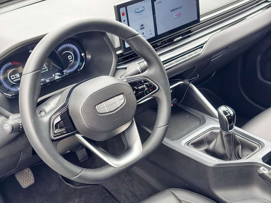 Geely 2025 4th Gen 1.5L Manual Longteng - zdjęcie 13