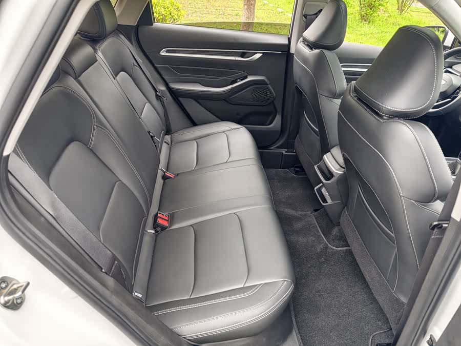 Geely 2025 4th Gen 1.5L Manual Longteng - zdjęcie 17
