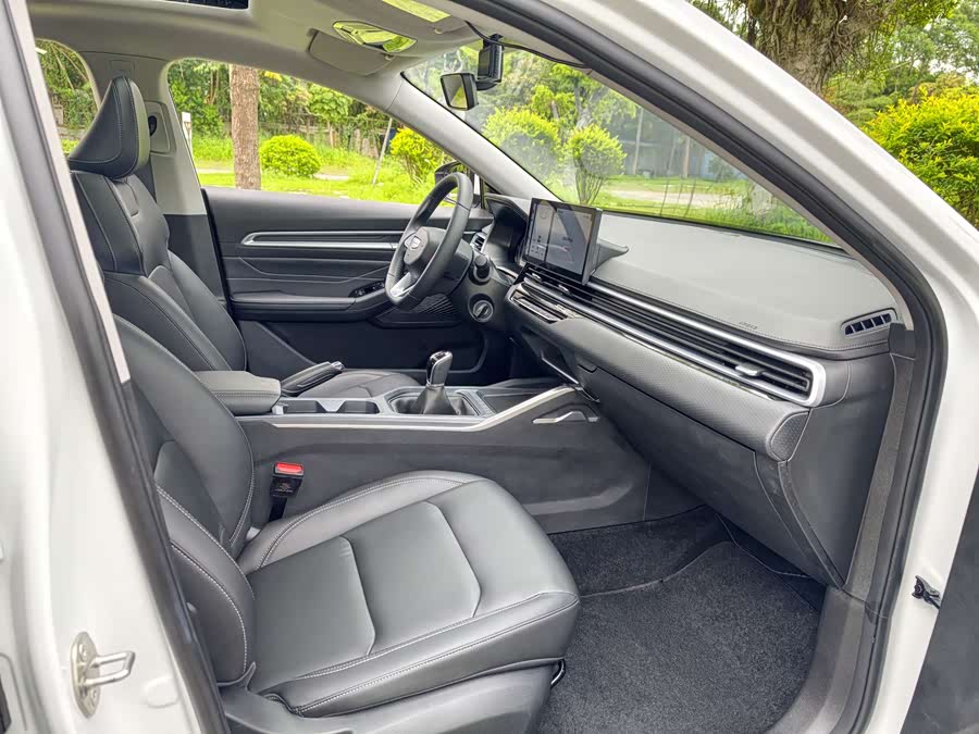 Geely 2025 4th Gen 1.5L Manual Longteng - zdjęcie 18