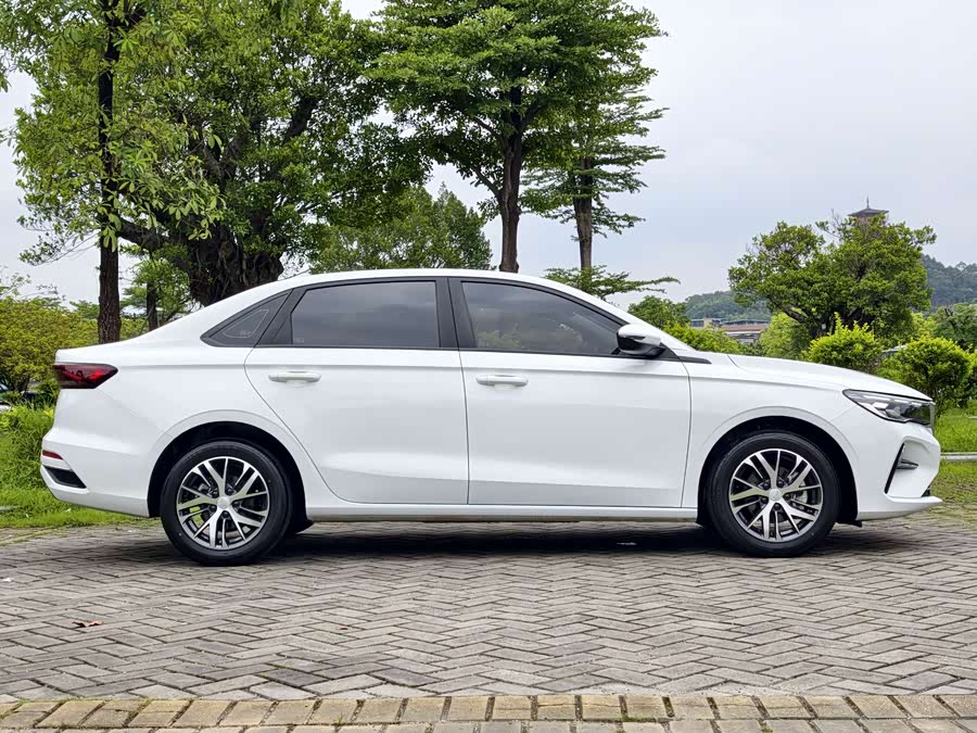Geely 2025 4th Gen 1.5L Manual Longteng - zdjęcie 5