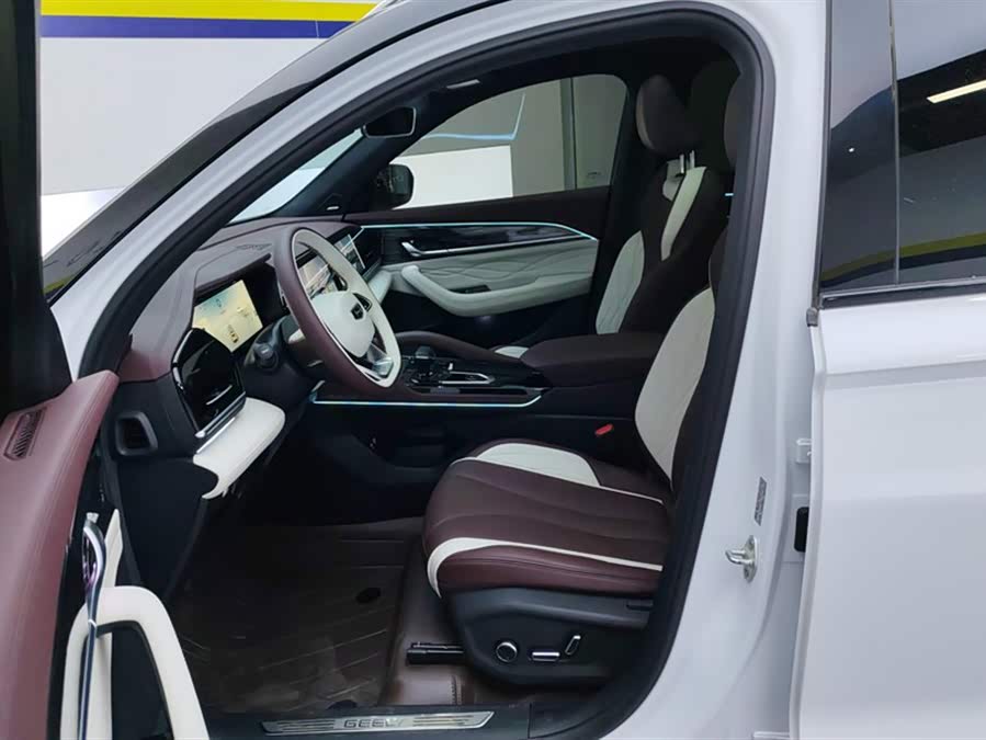 Geely Xingyue L 2021 2.0TD DCT EVO 2WD Intelligent Prestige - zdjęcie 9