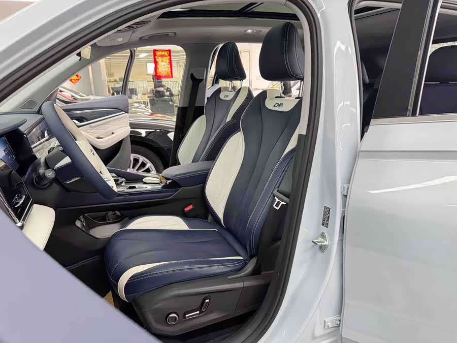 Geely Xingyue L 2022 1.5T Thunder Hi·F PHEV Super - zdjęcie 14