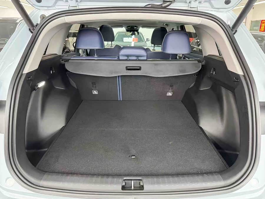 Geely Xingyue L 2022 1.5T Thunder Hi·F PHEV Super - zdjęcie 19