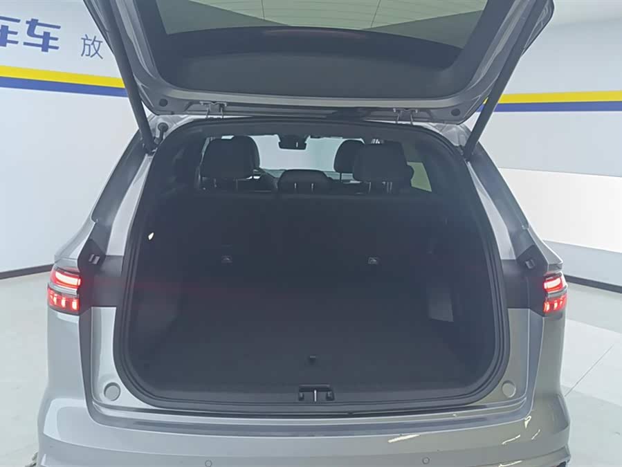 Geely Xingyue L 2024 2.0TD High Power Auto 2WD Skyline - zdjęcie 4