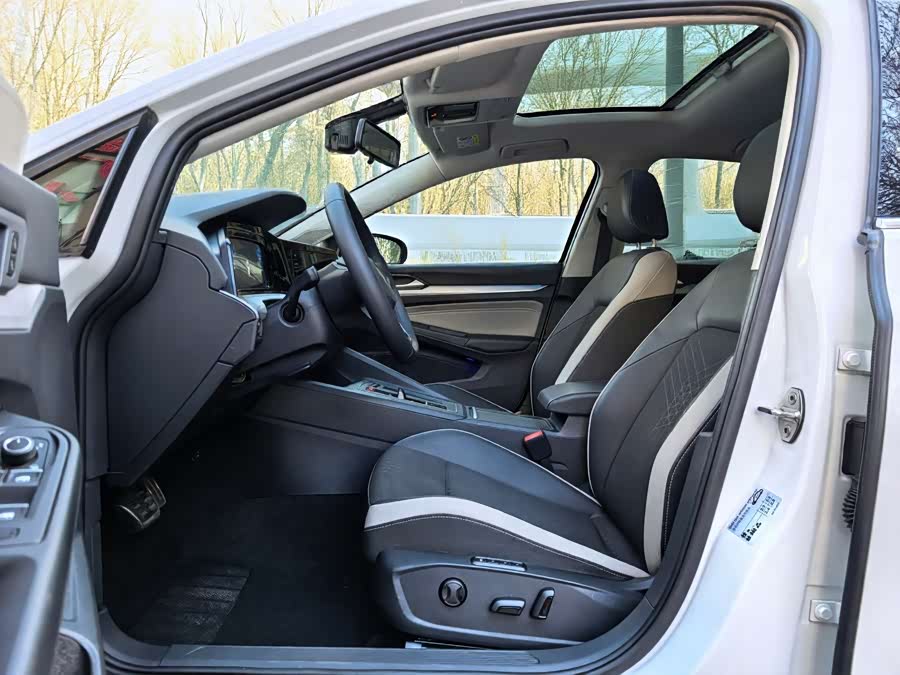 Golf 2023 280TSI DSG Pro - zdjęcie 9