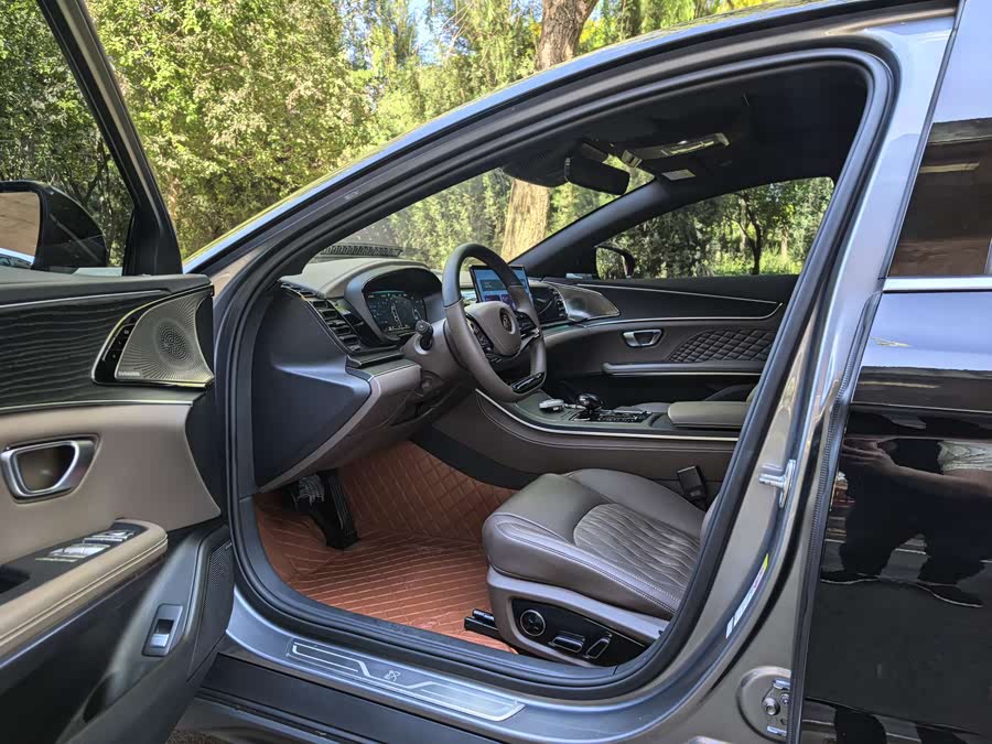 Han 2022 EV Genesis 610KM 4WD Premium - zdjęcie 4