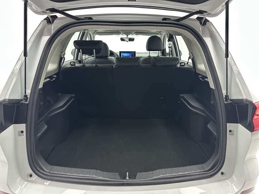 Haval M6 2023 PLUS 1.5T DCT Luxury Intelligent - zdjęcie 17