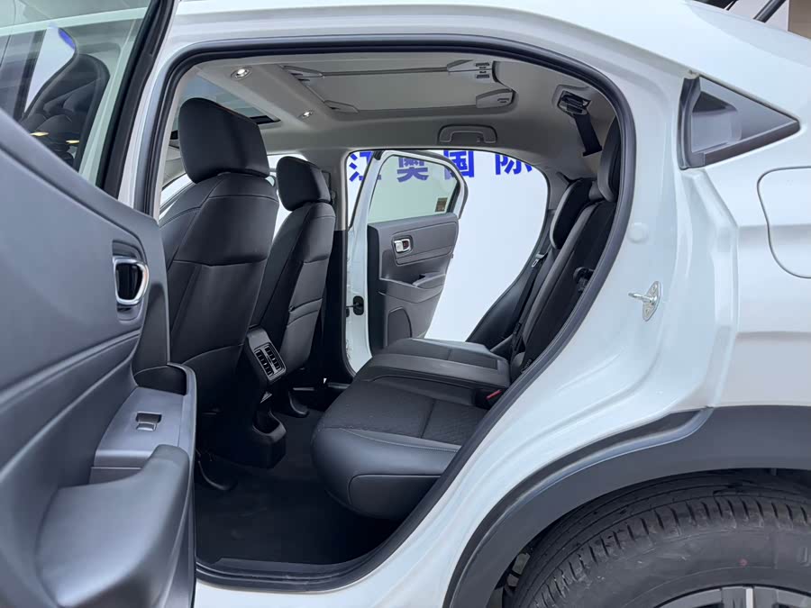 Honda XR-V 2023 1.5L CVT Hot Edition - zdjęcie 14