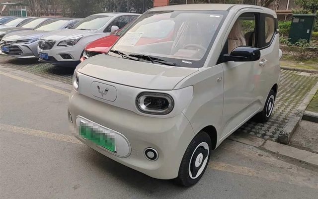 Hongguang MINIEV 2024 Third Generation 215km Youth Edition