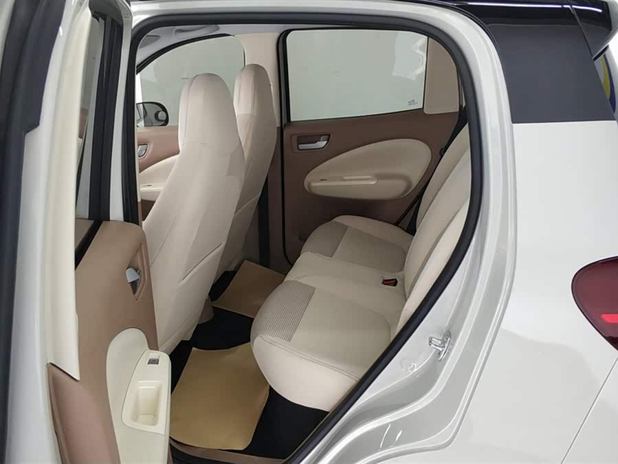 Hongguang MINIEV 2025 4th Generation 4-Door Premium+ - zdjęcie 11