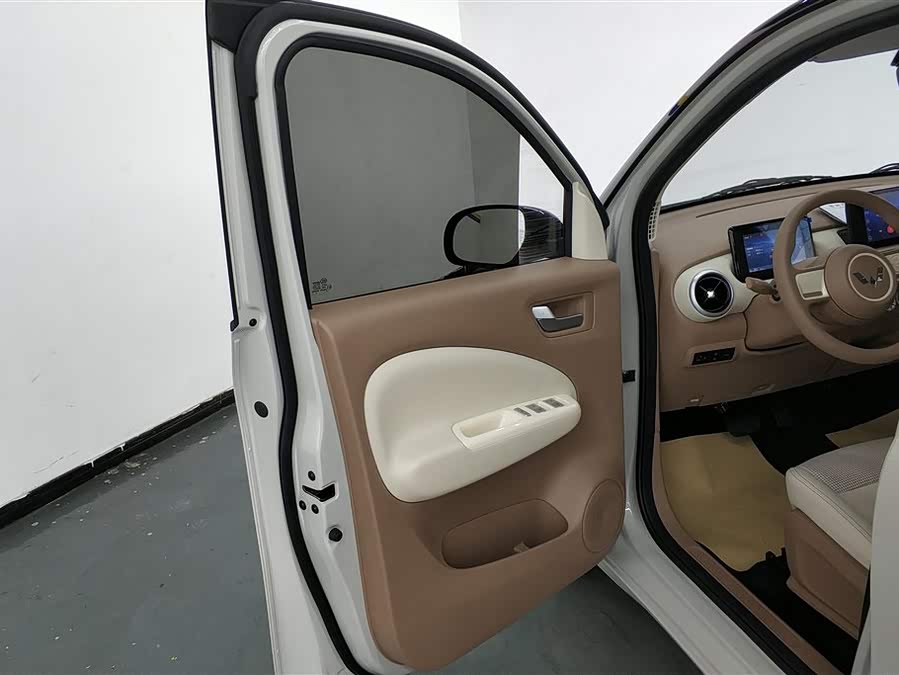 Hongguang MINIEV 2025 4th Generation 4-Door Premium+ - zdjęcie 7