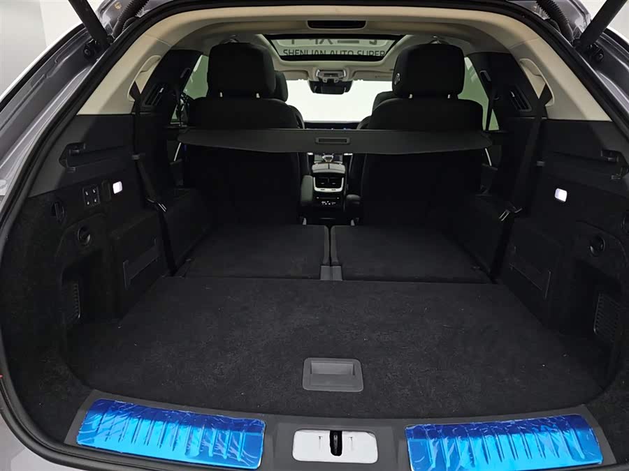 Hongqi E-HS9 2022 690km Flag Enjoy 6-Seater - zdjęcie 18