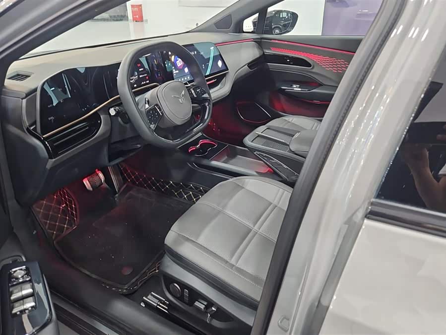 Hongqi EH7 2024 690 Pro - zdjęcie 9
