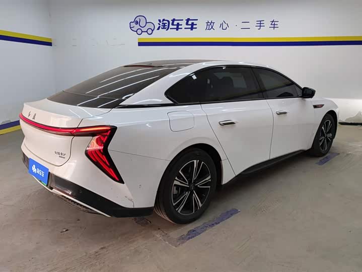 Hongqi EH7 2024 820 Pro - zdjęcie 19