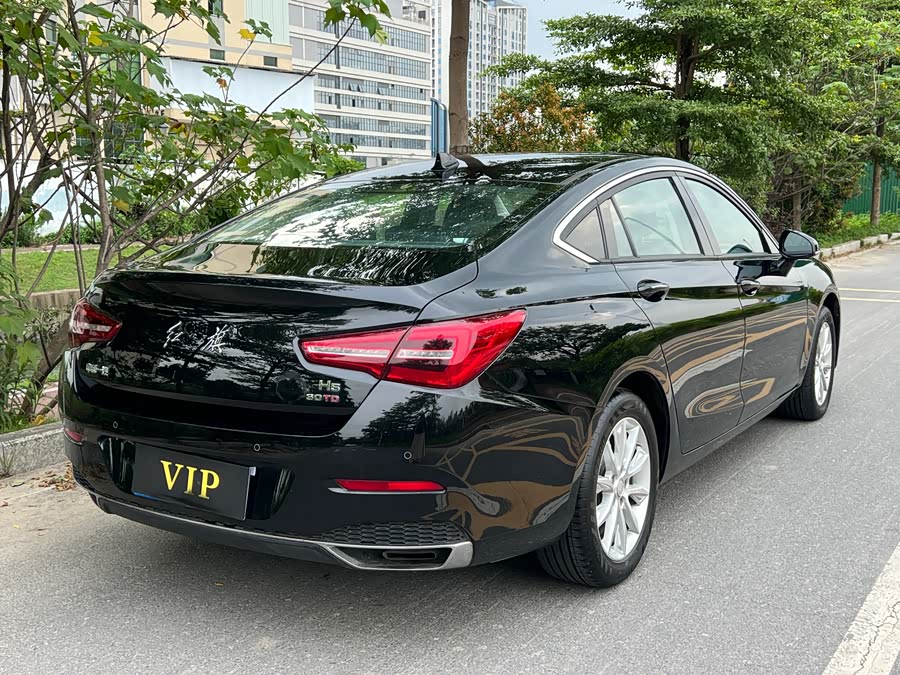 Hongqi H5 2022 Classic 1.5T DCT Flag Joy Edition - zdjęcie 7