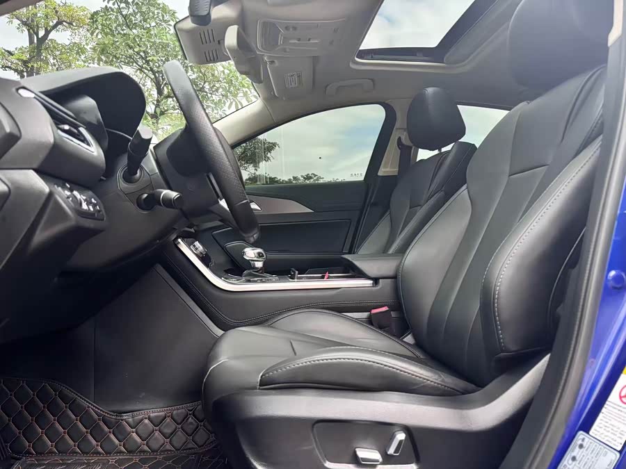 Hongqi H5 2022 Classic 1.8T Auto Intelligent Connected Edition - zdjęcie 9