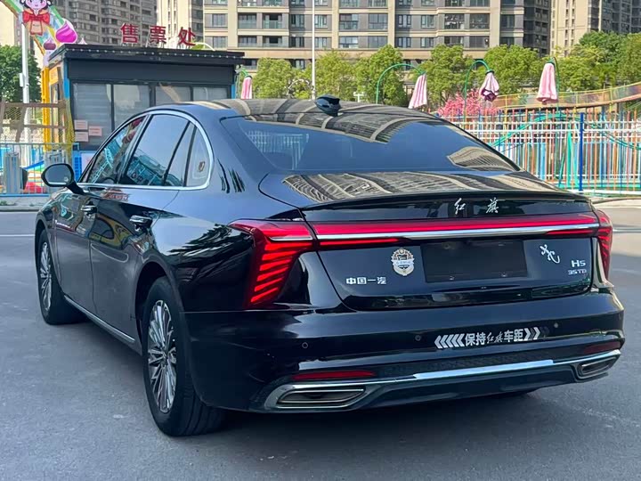 Hongqi H5 2023 1.5T DCT Intelligent Connected Edition - zdjęcie 16